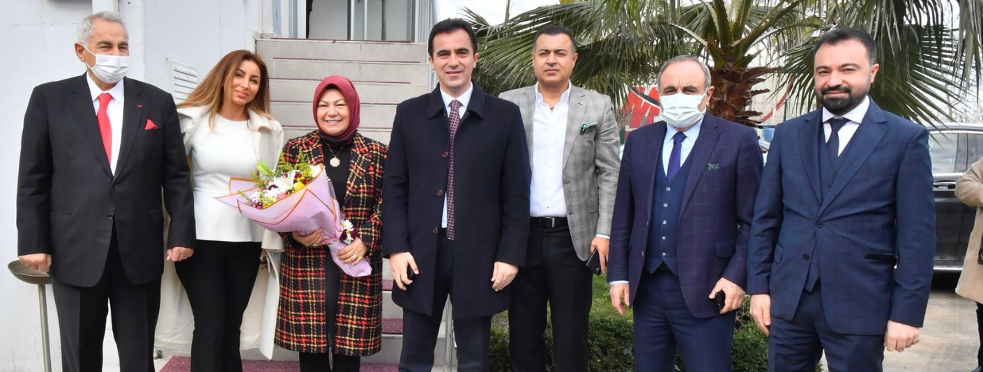 Şeyma Döğücü Artek Camı Ziyaret Etti.